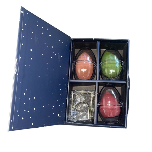 Amortals Makeup Nwt Amortals Makeup Sponge Gift Set 3 In W Gold